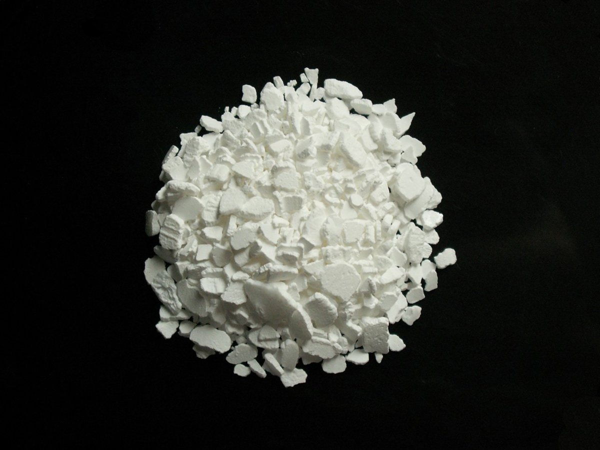 Calcium chloride packing photo